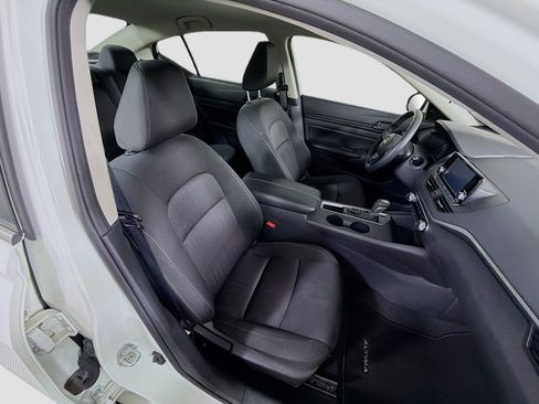 Used 2023 Nissan Altima 2.5 S FWD image 29