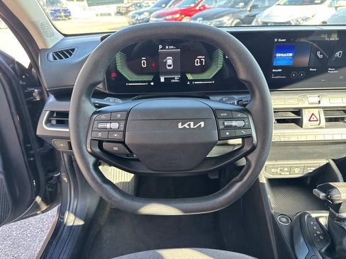 Used 2025 Kia K4 image 22