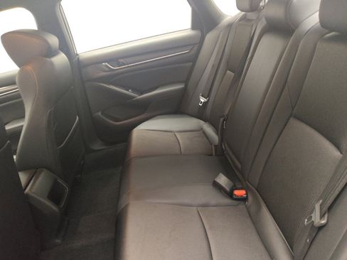 Used 2020 Honda Accord Sport image 18