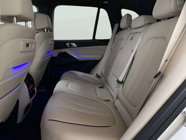 Used 2020 BMW X5 sDrive40i w/ M Sport Package RWD image 20