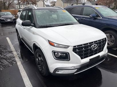 Used 2023 Hyundai Venue Limited