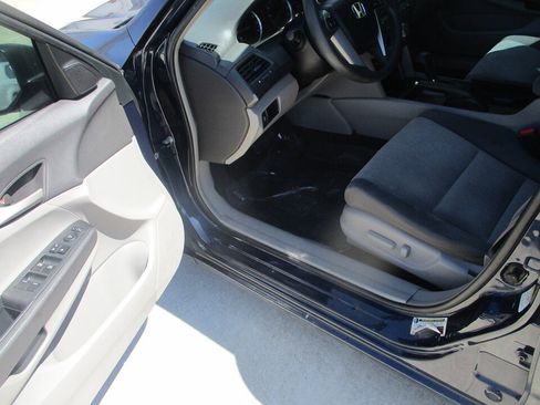 Used 2009 Honda Accord LX-P image 22