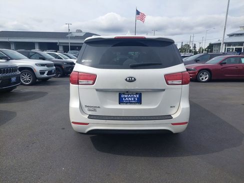 Used 2015 Kia Sedona SX image 4