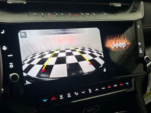 New 2026 Jeep Grand Cherokee Limited image 21