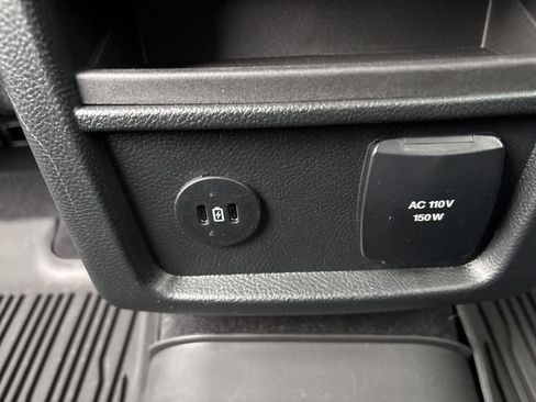 Used 2023 Ford Edge SEL w/ Convenience Package image 29