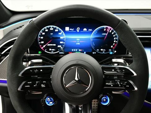 Used 2026 Mercedes-Benz E 53 AMG e 4MATIC Sedan image 39