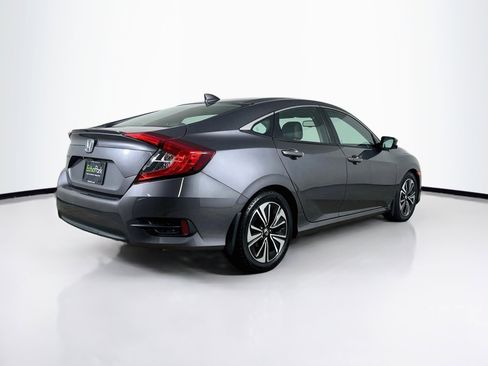 Used 2018 Honda Civic EX-L image 9