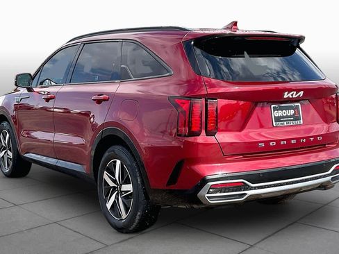 Used 2022 Kia Sorento S FWD image 11