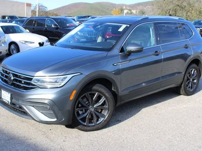 Used 2023 Volkswagen Tiguan SE