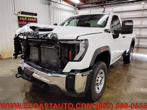 Used 2025 GMC Sierra 2500 Pro w/ 1SA Pro Safety Plus Package AWD/4WD image 4