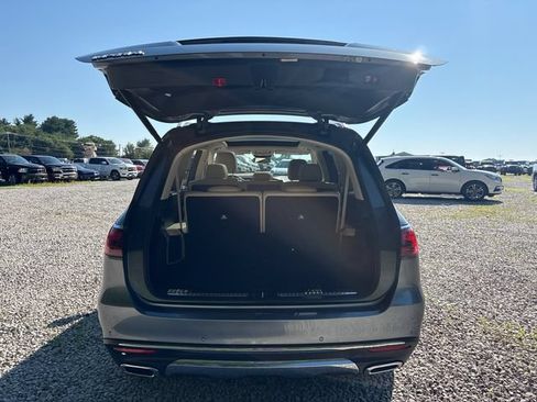 Used 2024 Mercedes-Benz GLS 450 4MATIC image 13