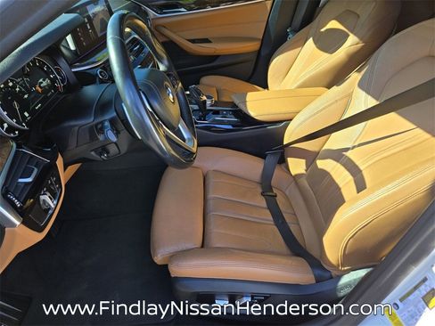Used 2019 BMW 540i w/ Convenience Package image 11