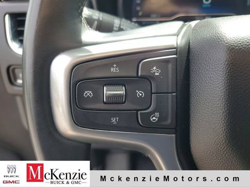 Used 2023 Chevrolet Tahoe Z71 w/ Z71 Off-Road Package AWD/4WD image 12