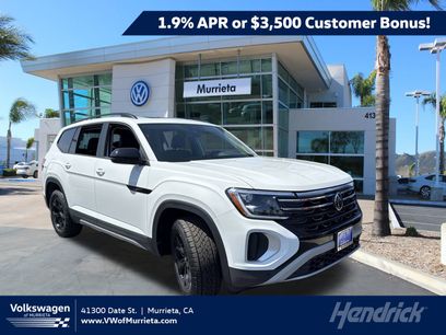 New 2025 Volkswagen Atlas Peak Edition SE