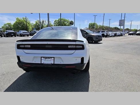 New 2026 Dodge Charger Scat Pack w/ Blacktop Package image 31