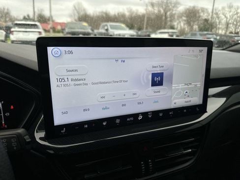 Used 2024 Ford Escape ST-Line w/ Tech Pack #1 image 16