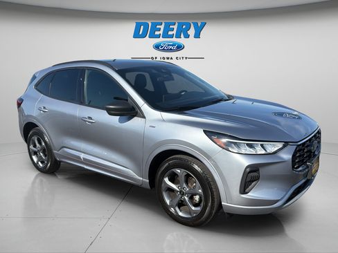 Certified 2024 Ford Escape ST-Line w/ Tech Pack #1 AWD/4WD image 11