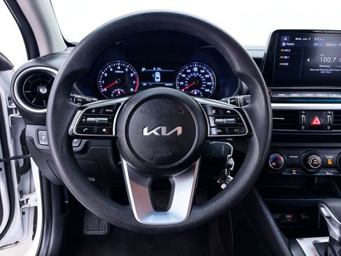 Certified 2023 Kia Forte LXS FWD image 26