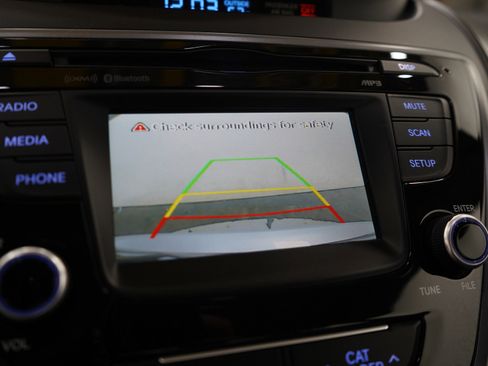 Used 2016 Hyundai Elantra SE w/ Option Group 02 FWD image 25