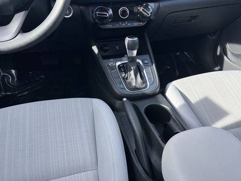 Used 2023 Hyundai Kona SEL w/ Winter Weather Package image 22