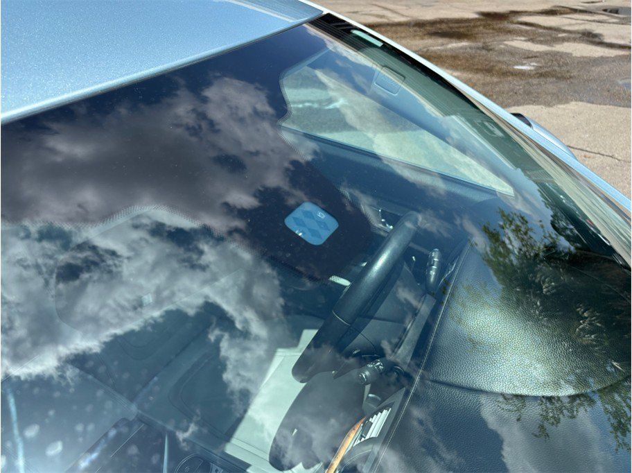 Used 2012 Jaguar XF RWD image 12