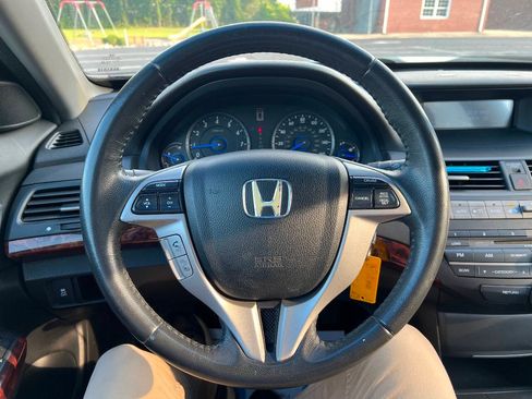 Used 2012 Honda Crosstour EX-L image 17