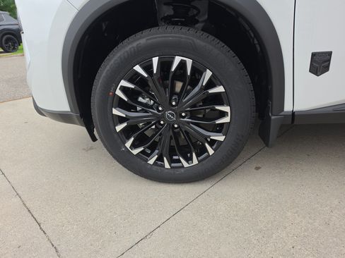New 2026 Nissan Rogue Dark Armor AWD/4WD image 11