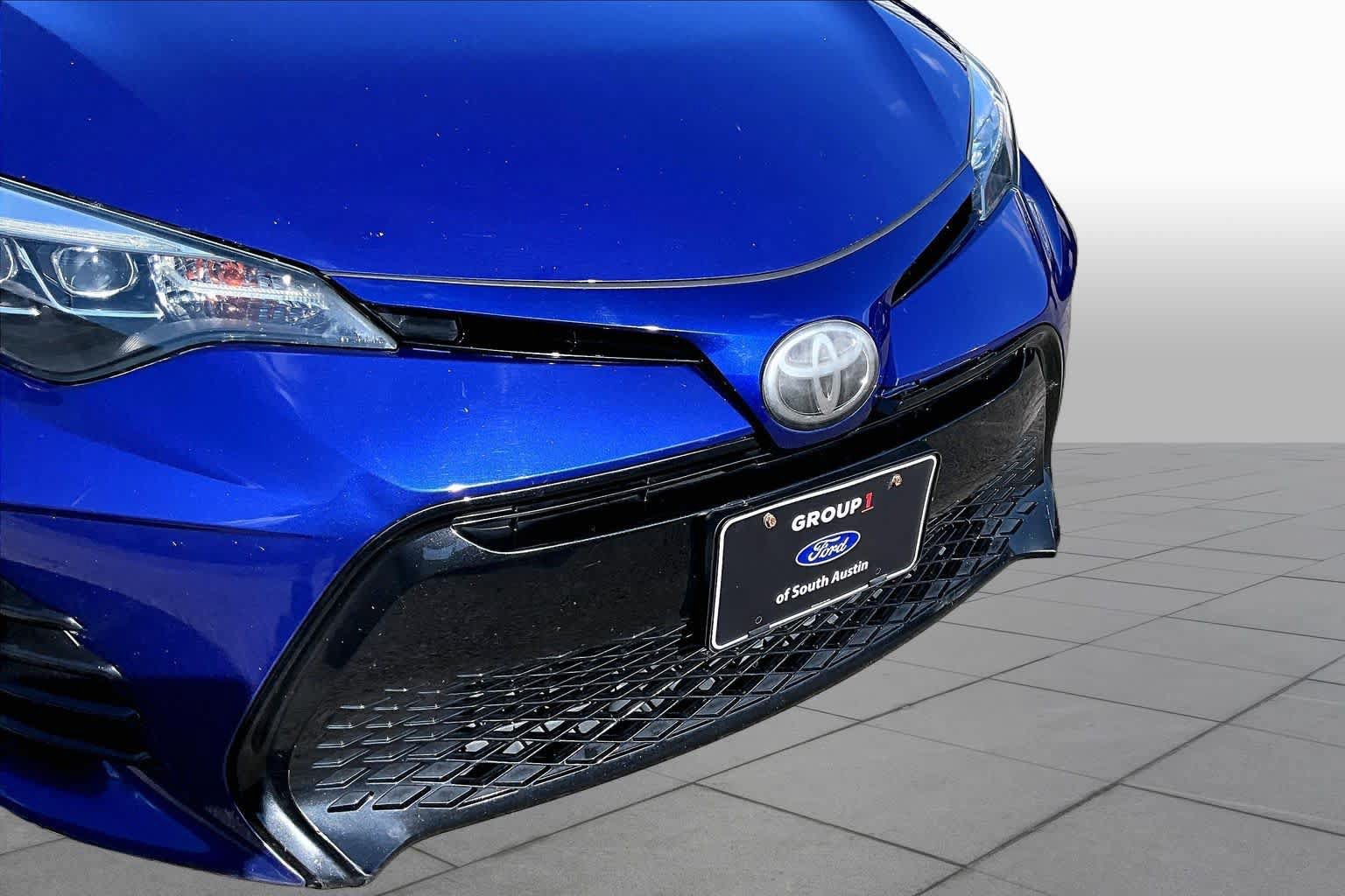 Used 2017 Toyota Corolla SE FWD image 32