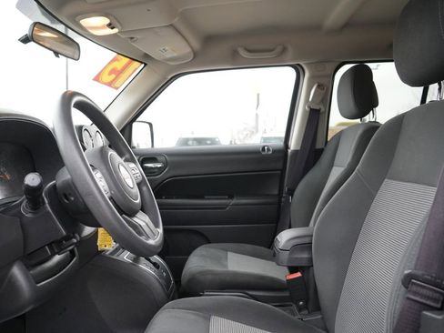 Used 2015 Jeep Patriot Sport w/ Power Value Group image 21
