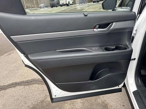 Used 2022 Hyundai Palisade SEL w/ Premium Package image 13