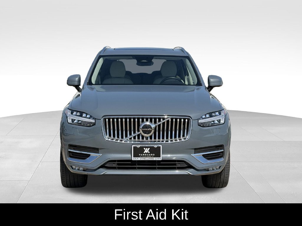 Used 2023 Volvo XC90 B6 Plus w/ Protection Package Premier AWD/4WD image 3