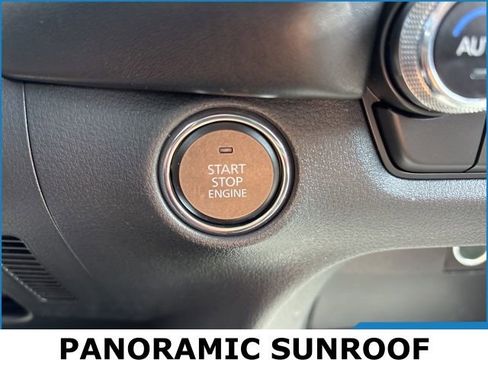 Used 2025 MAZDA CX-50 AWD 2.5 S w/ Premium Plus Pkg image 10