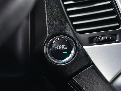 Used 2016 GMC Yukon XL SLT image 23