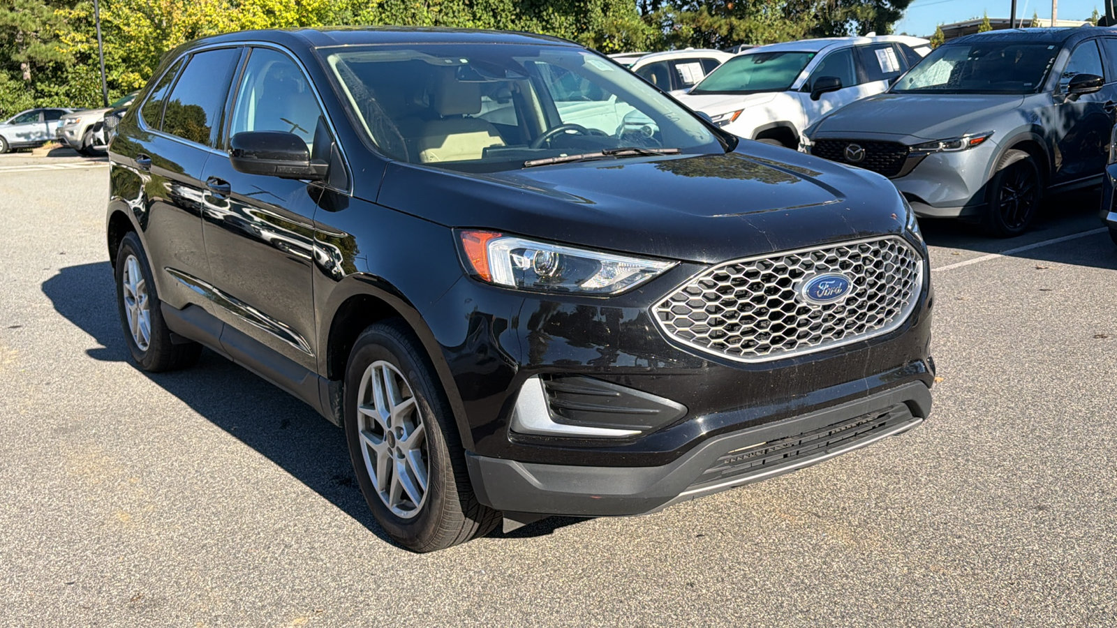 Used 2024 Ford Edge SEL AWD/4WD image 5