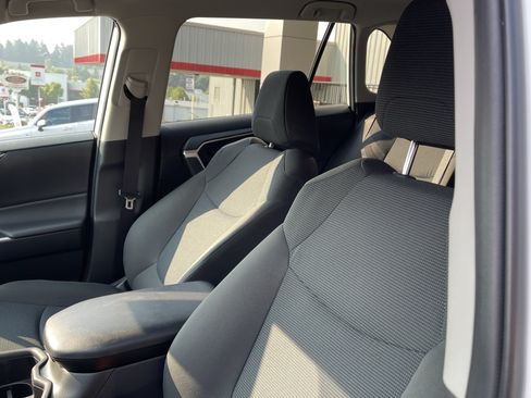 Certified 2024 Toyota RAV4 LE AWD/4WD image 16