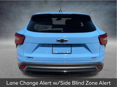 Used 2024 Chevrolet Trax RS w/ Driver Confidence Package FWD image 7