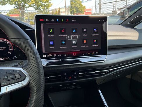 New 2026 Volkswagen GTI SE FWD image 17