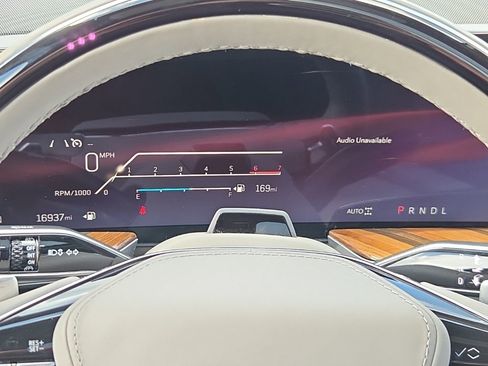 Used 2025 Cadillac Escalade Sport Platinum image 28