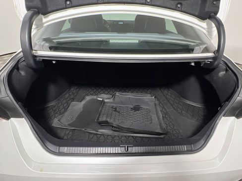 Used 2020 Toyota Avalon XSE w/ All Weather Liner Package FWD image 34