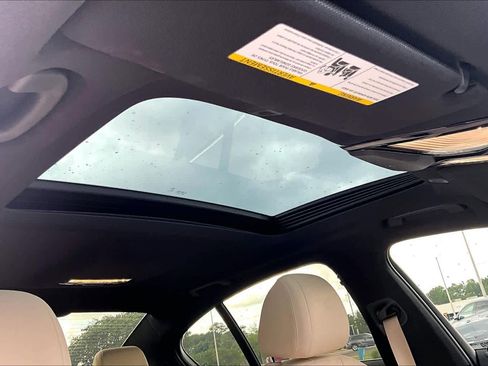 Used 2019 BMW 530i w/ Convenience Package RWD image 13