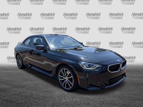 Certified 2025 BMW 230i Coupe RWD image 2
