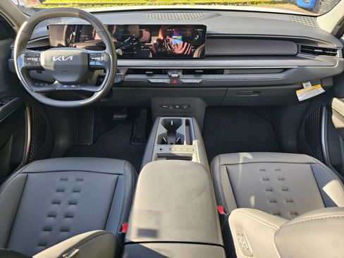 New 2026 Kia EV9 Wind image 9