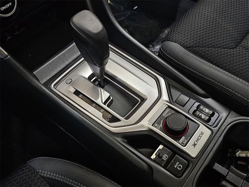 Used 2022 Subaru Forester Premium image 34