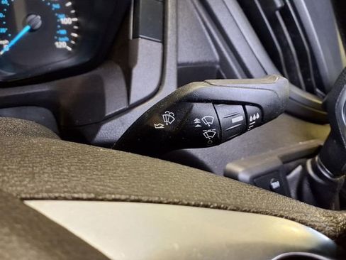 Used 2019 Ford Transit 250 130 Low Roof RWD image 14