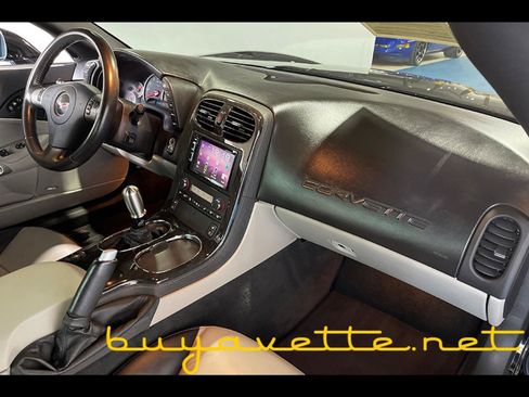Used 2010 Chevrolet Corvette Grand Sport w/ Preferred Equipment Group RWD image 15
