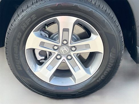 Used 2025 Honda Pilot EX-L image 33