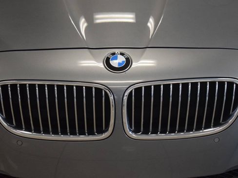 Used 2012 BMW 528i Sedan RWD image 9