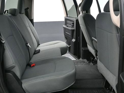 Used 2018 RAM 1500 Express w/ Express Value Package image 11