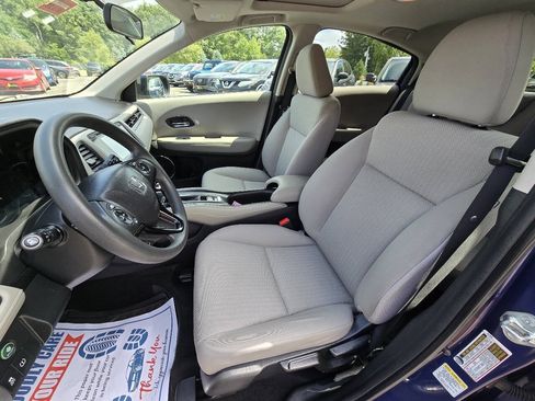 Used 2016 Honda HR-V EX image 17