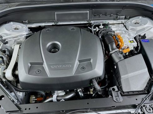 Used 2025 Volvo XC60 T8 Core w/ Protection Package Premier image 25